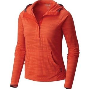 NWOT Mountain Hardware Breeze VNT Hoodie